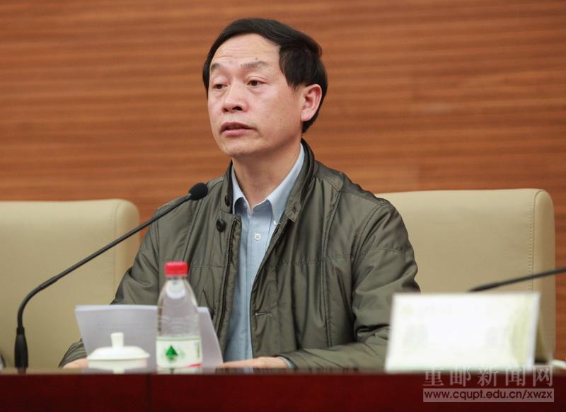 校长李银国在会上动员部署迎接第二轮军工保密资格审查认证工作 (记者