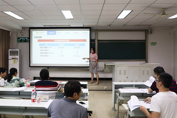 重邮主页 党委宣传部 近日,重庆邮电大学校工会,教务处,人事处主办的